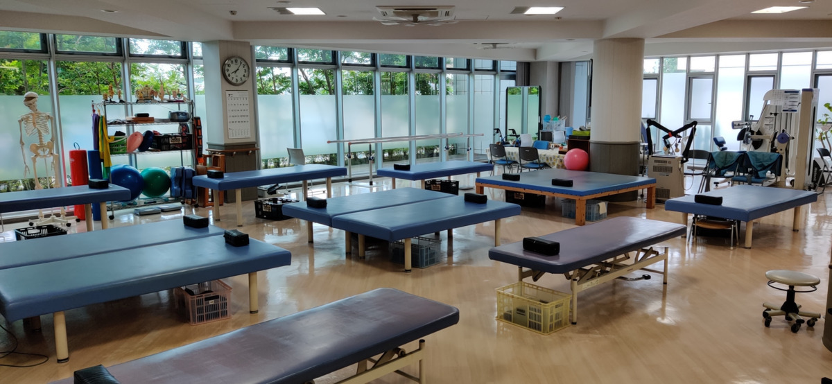 整形外科吉野台クリニック（理学療法士の求人）の写真3枚目：リハビリ室内