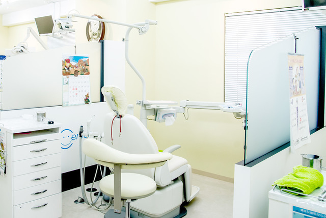 ひまわり歯科クリニック(歯科助手の求人)の写真7枚目:プライベートを配慮した診療室