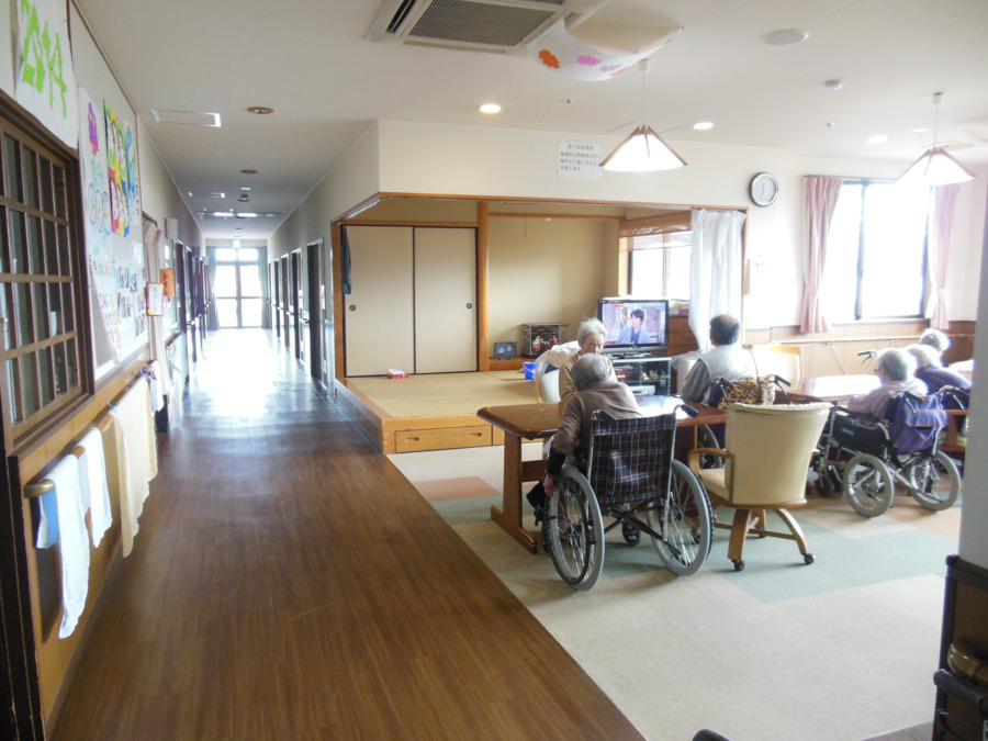 グループホーム多賀の里（介護職/ヘルパーの求人）の写真2枚目：