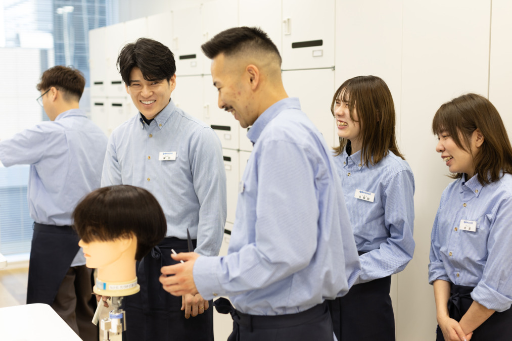QBハウス 小田急マルシェ町田店／キュービーネット株式会社（理容師の求人）の写真4枚目：