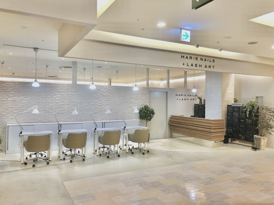 MARIE NAILS & LASH ART モザイクモール港北店（アイリストの求人）の写真2枚目：