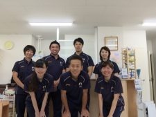 グレーススポーツ整骨院(鍼灸師の求人)の写真:向上心の高いスタッフが一丸となって親切・丁寧な治療を提供しています