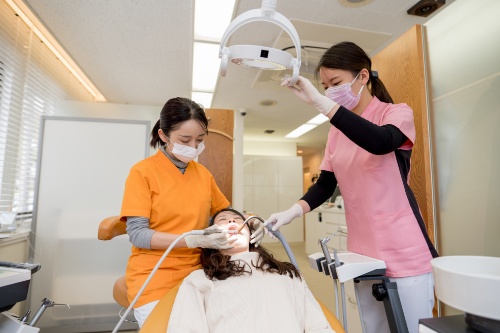 医療法人悠生会　宇川歯科（歯科助手の求人）の写真5枚目：患者様に一番近い立場の歯科助手だからこそ、出来ることが沢山あります。