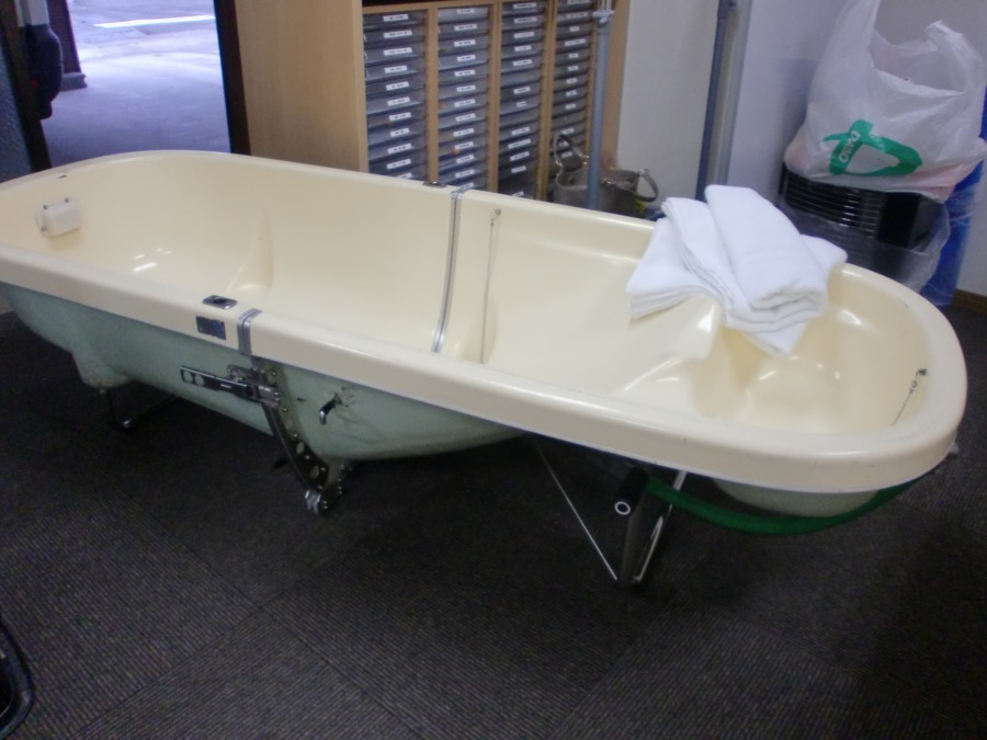 訪問入浴サービス オアシスケア新屋敷(介護職/ヘルパーの求人)の写真: