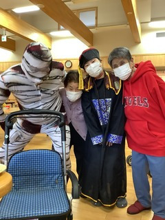 養護老人ホーム ひまわり荘(介護職/ヘルパーの求人)の写真2枚目: