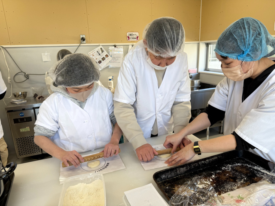 Ｗｏｒｋ＆Ｏａｓｉｓ花筏の写真9枚目：花筏ではパン作りがメインのお仕事！
地域への販売や事業所のカフェで販売します。