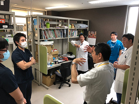 レディメント接骨院 東習志野院の写真2枚目:千葉白井病院整形外科医チームとのカンファレンス