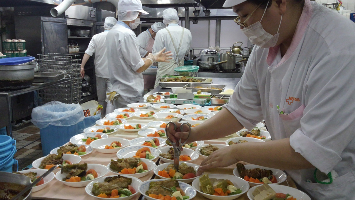 株式会社メフォス 認可保育所ひまわりキッズ志村内の厨房の写真3枚目: