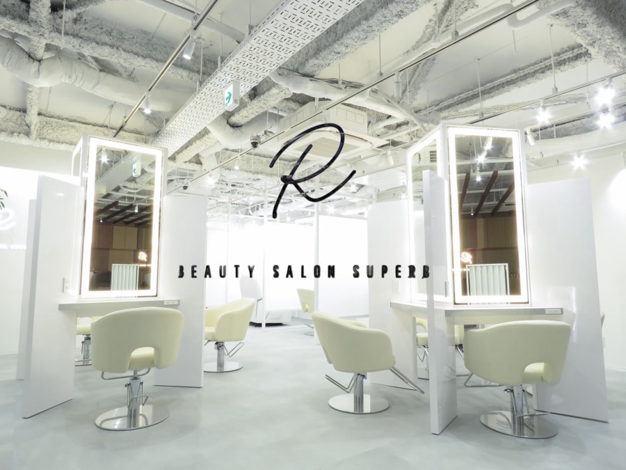 R BEAUTY SALON SUPERBの写真