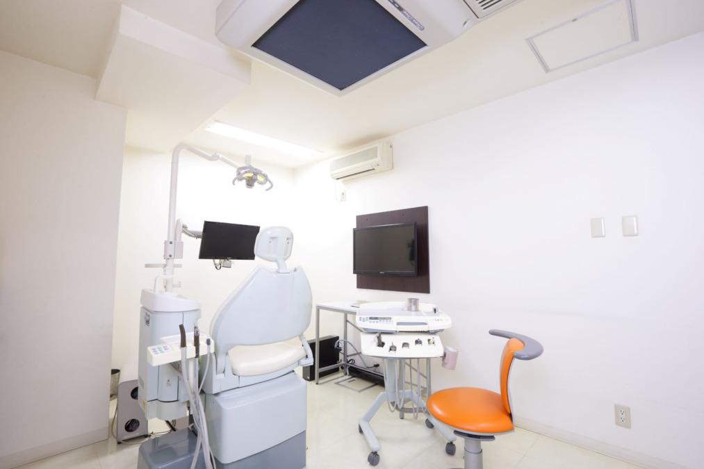 かずデンタルクリニック（歯科助手の求人）の写真2枚目：オペ室