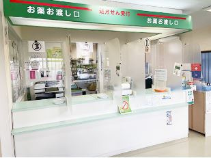 のぞみ薬局（調剤事務の求人）の写真2枚目：丁寧な対応を心がけています