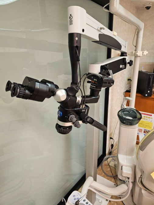 かなや歯科医院(歯科医師の求人)の写真2枚目:マイクロスコープ