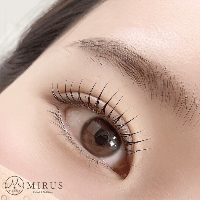 似合わせ専門 MIRUS EyeBeauty&Nail町田店（アイリストの求人）の写真3枚目：