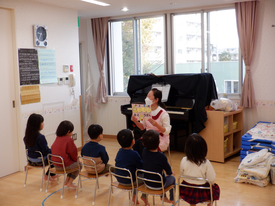 大阪刀根山医療センター　とね山保育園（保育士の求人）の写真1枚目：