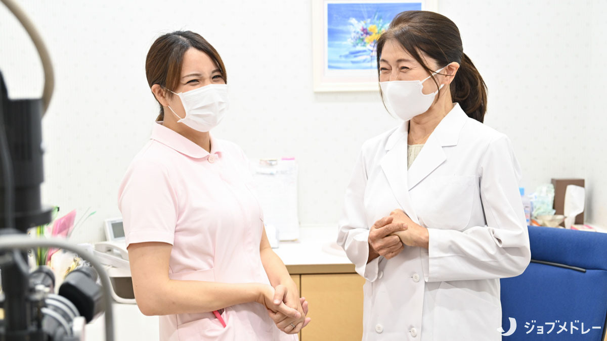 武蔵中原しくらクリニック（医療事務/受付の求人）の写真22枚目：スタッフは皆仲良しです♪