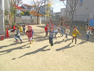 認定こども園西鈴蘭台頌栄保育園の写真6枚目：