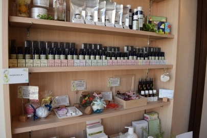 くるみ薬局藤井寺店（調剤事務の求人）の写真5枚目：くるみ薬局 藤井寺店 アロマ取り扱いあります♪