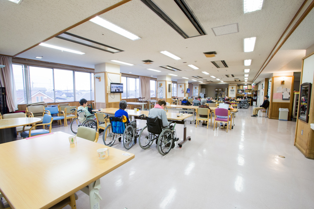 フロリール調布(介護職/ヘルパーの求人)の写真2枚目: