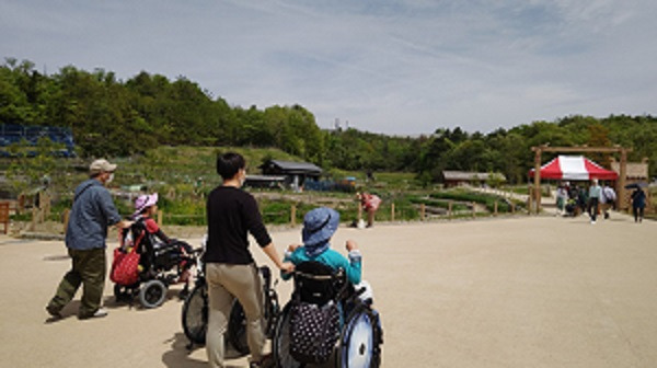 放課後等デイサービス Cherry Blossomの写真6枚目:外出活動