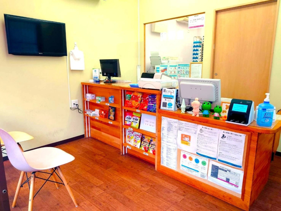 なみき薬局　北綾瀬店（薬剤師の求人）の写真2枚目：待ち合い