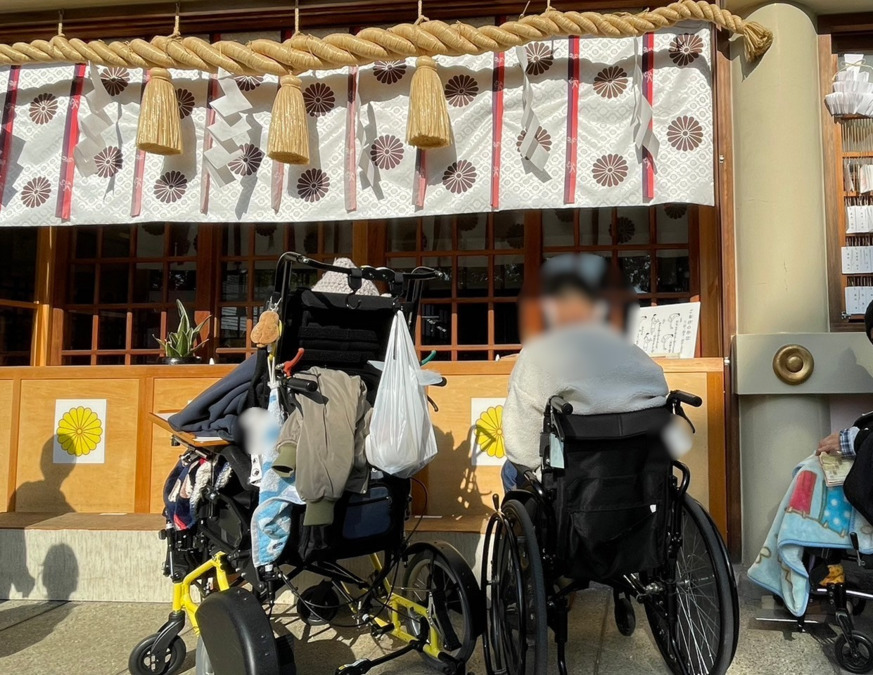 放課後等デイサービス Cherry Blossomの写真21枚目:初詣