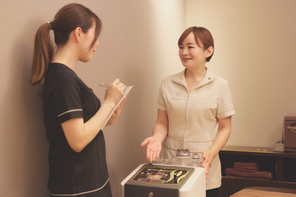 SOMEDAY PREMIUM　銀座並木通り店の写真7枚目：