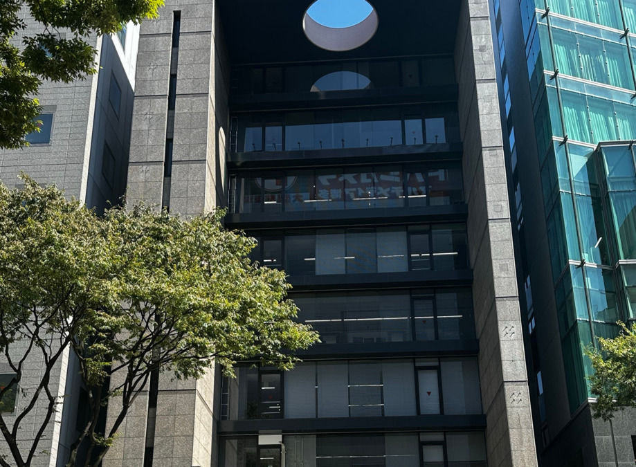 株式会社ファルマウニオン　本部（調剤事務の求人）の写真：こちらは本部があるビルです♪
勤務は各店舗になります！