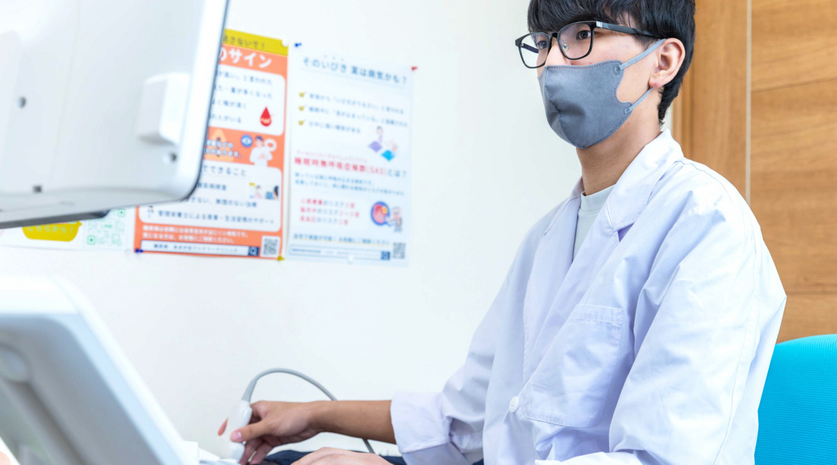 医療法人社団　緑晴会　あまが台ファミリークリニック（看護師/准看護師の求人）の写真15枚目：当院には非常勤臨床検査技師も２名在籍。採血・エコー・各種検査を担当しています。