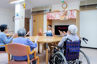 株式会社デシジョンマネジメント 高齢者福祉施設ぬくもりの家今富内の厨房 の写真2枚目: