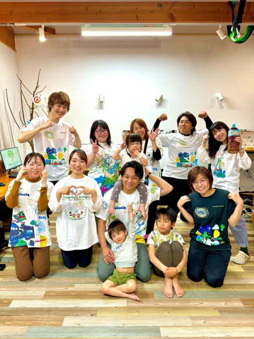 Tree Kids School（保育士の求人）の写真3枚目：20代の若手から個性を活かして活躍していただいてます。