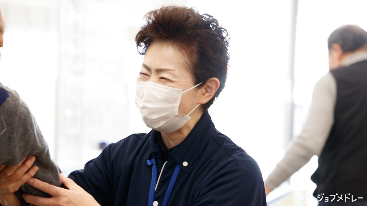 LET'S倶楽部 ウォーク&スパ 高槻安岡寺(生活相談員の求人)の写真15枚目:丁寧に指導します