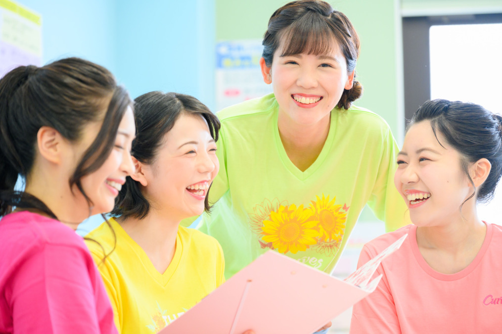 カーブス佐賀三日月店の写真5枚目：コーチ一人ひとりが店舗運営にも携わるため、多岐にわたるスキルが身につきます。