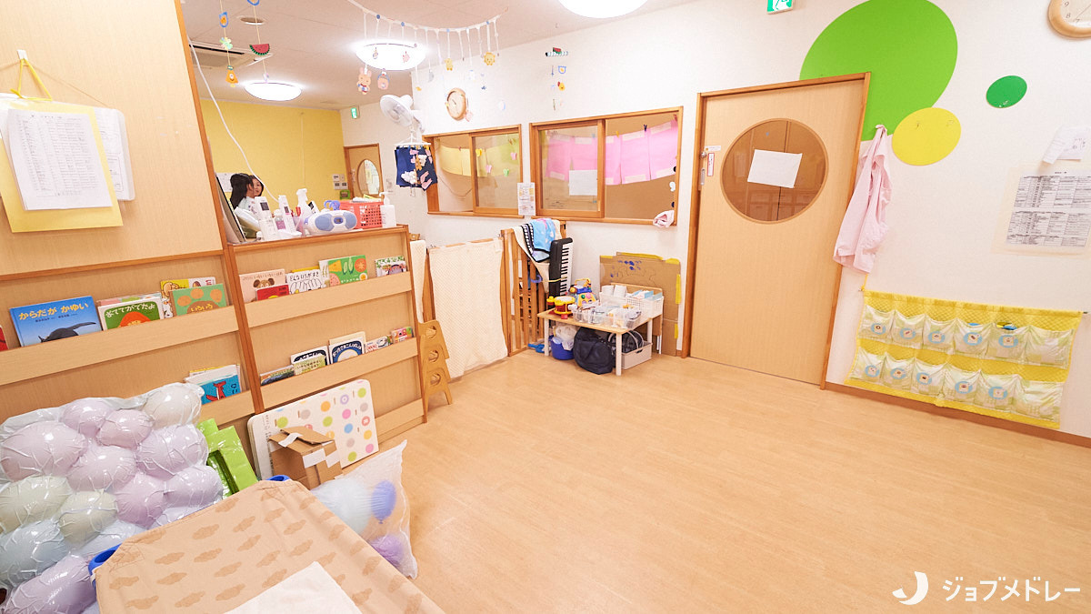 えがおの森保育園・おおもり駅前（保育士の求人）の写真9枚目：発達段階に応じた設備を整えています