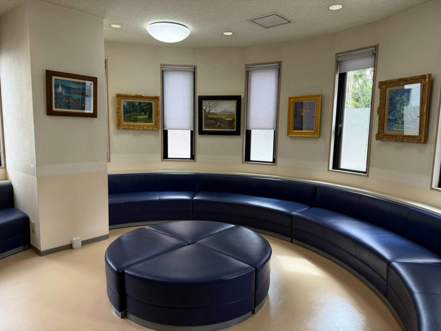 松本内科胃腸科の写真2枚目：待合室