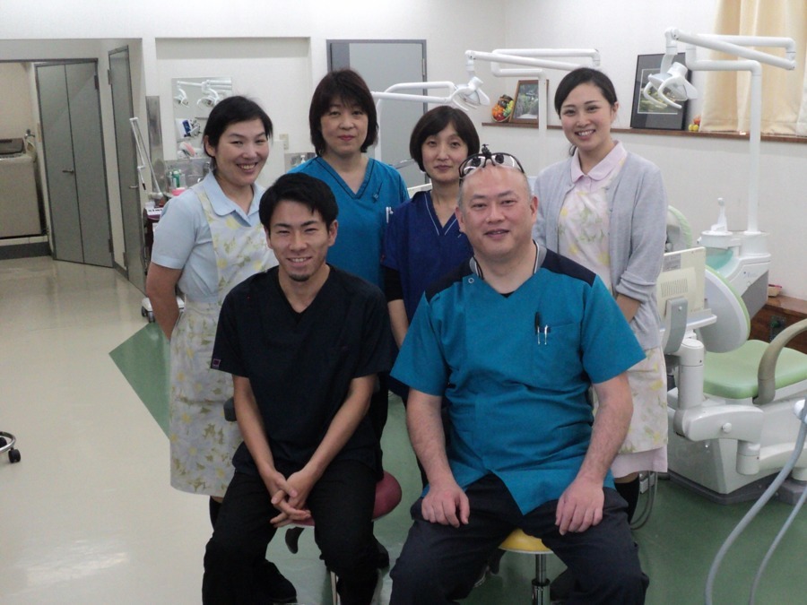 葉山歯科(歯科医師の求人)の写真:このメンバーでお待ちしています!