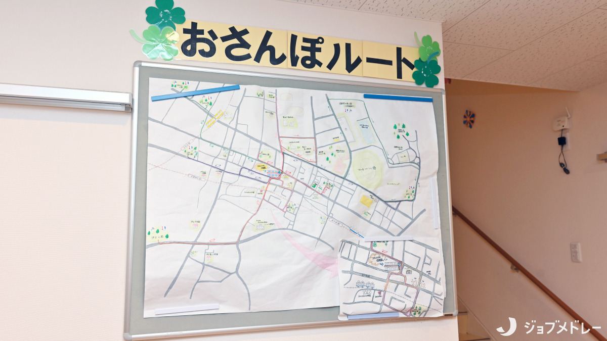 ふちしらコスモ保育園の写真11枚目：お天気の良い日は積極的に戸外に出かけています
