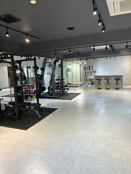 BEYOND 松山店の写真