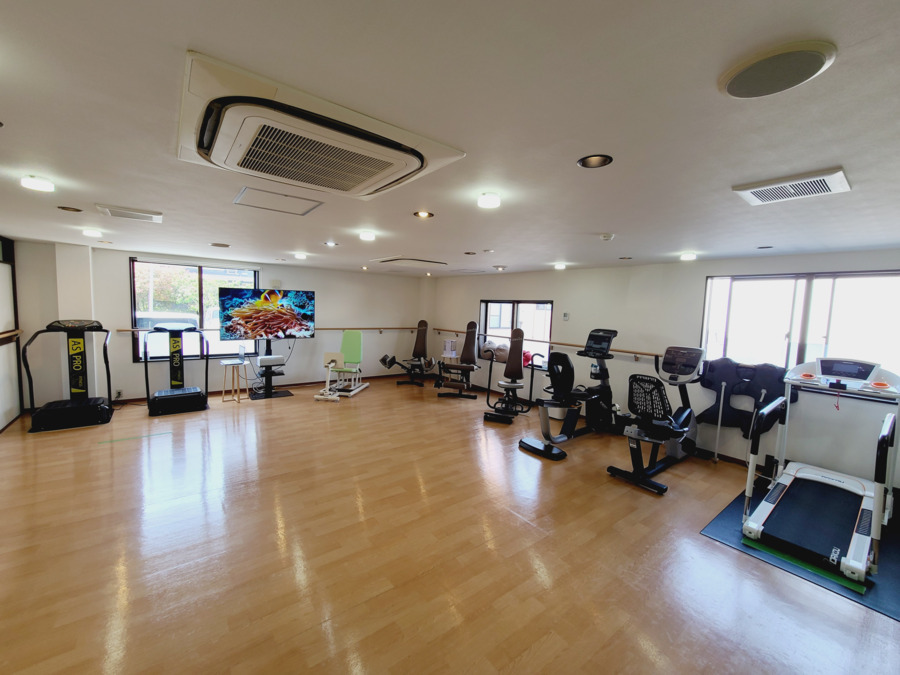 フィットネス型デイサービスりぼんくらぶ　小浮気店の写真2枚目：