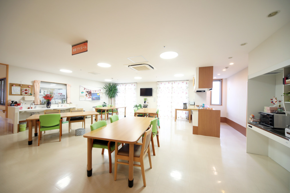 やさしい手　サービス付き高齢者向け住宅　やさしえ八幡（介護職/ヘルパーの求人）の写真4枚目：