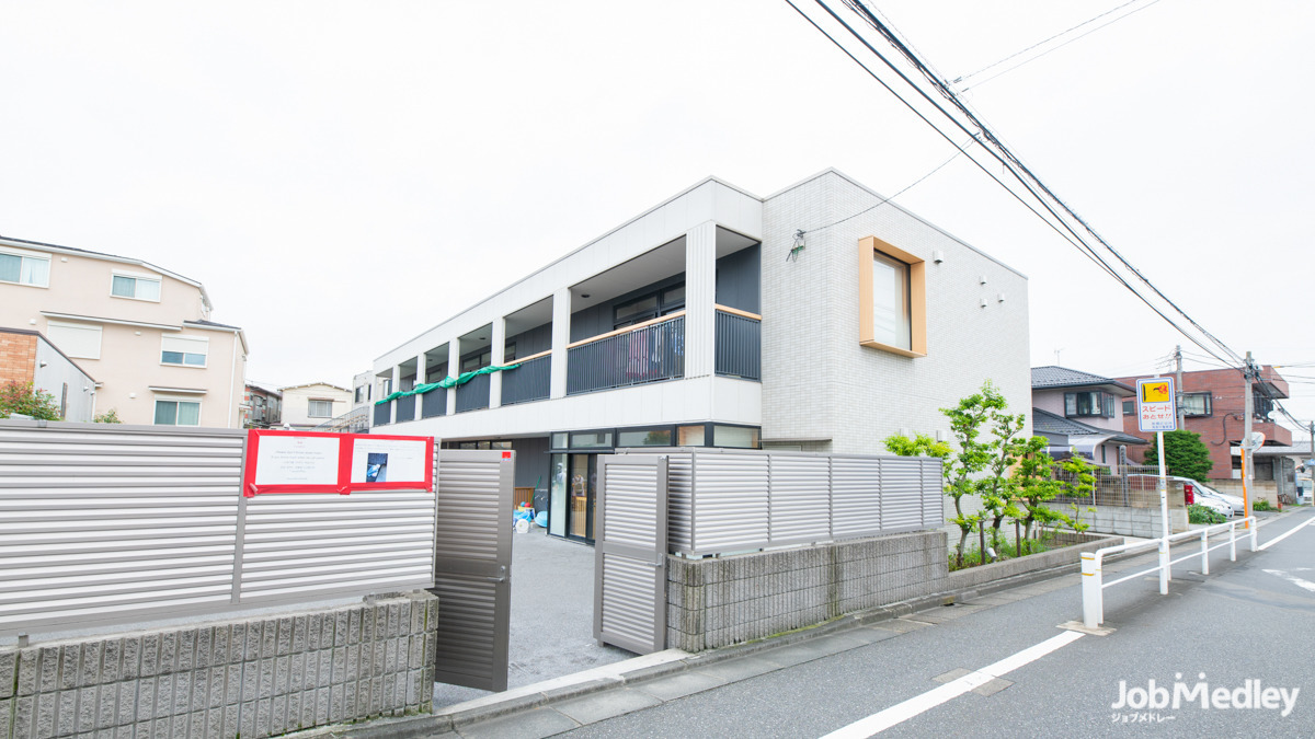 ほっぺるランド板橋徳丸（保育士の求人）の写真3枚目：交通量の少ない落ち着いた地域にある大型園です