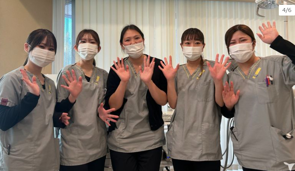 五反田エヌ・エイ歯科(歯科衛生士の求人)の写真2枚目:頼りになる優しい先輩です♬
