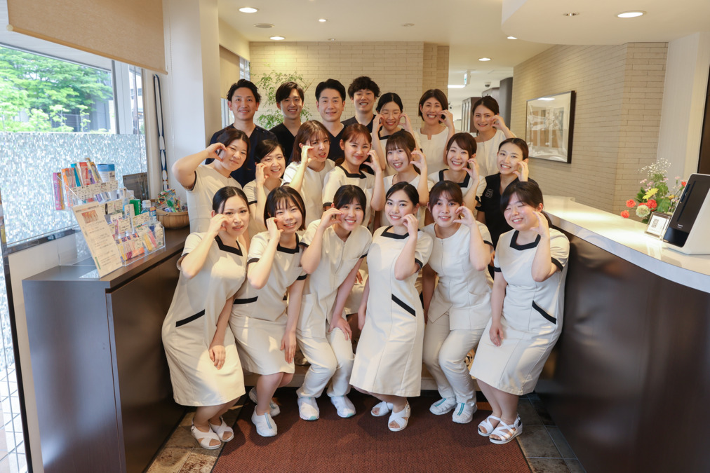 おだデンタルクリニック(医療事務/受付の求人)の写真6枚目:スタッフはみんな仲良しです!
ご応募お待ちしております!