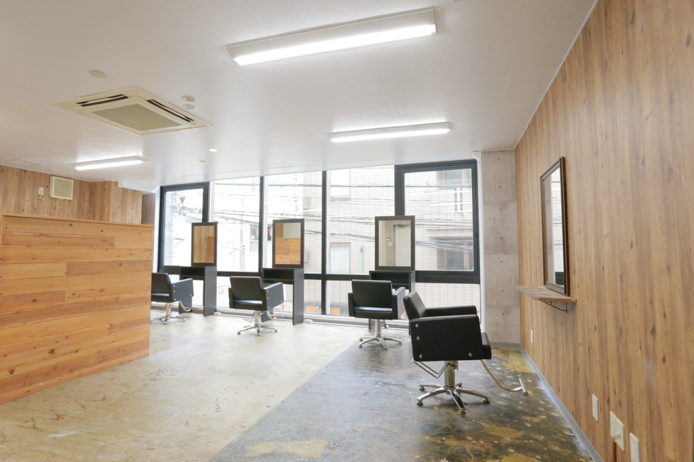 SENSE ACADEMY 四谷 Jr.Salon(美容師の求人)の写真2枚目: