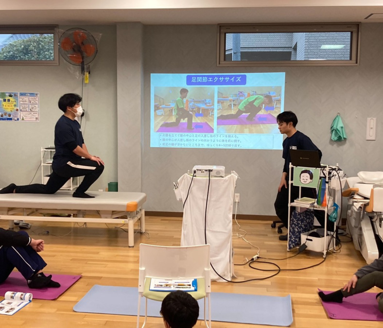 平山整形外科医院（理学療法士の求人）の写真5枚目：市民公開講座（月1回）スキルアップの場となっています