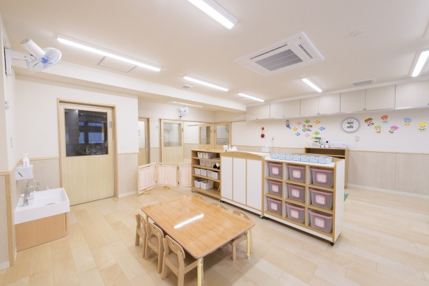 ＭＩＲＡＴＺ駒込保育園（保育士の求人）の写真2枚目：