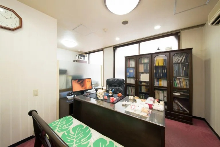 岩崎矯正歯科（歯科衛生士の求人）の写真7枚目：