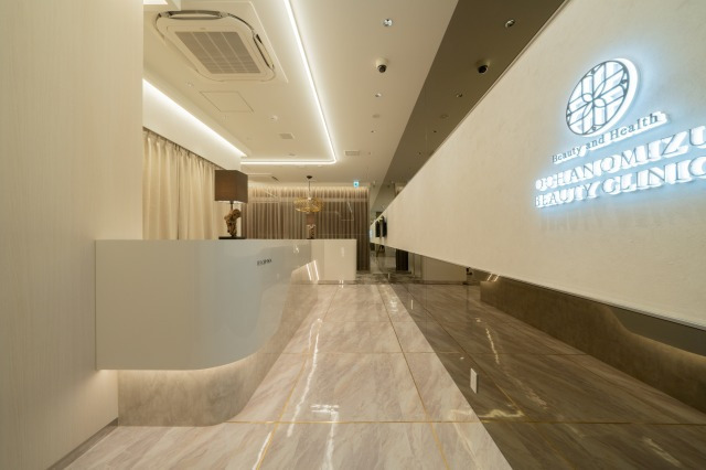 お茶の水美容形成クリニック(医療事務/受付の求人)の写真2枚目: