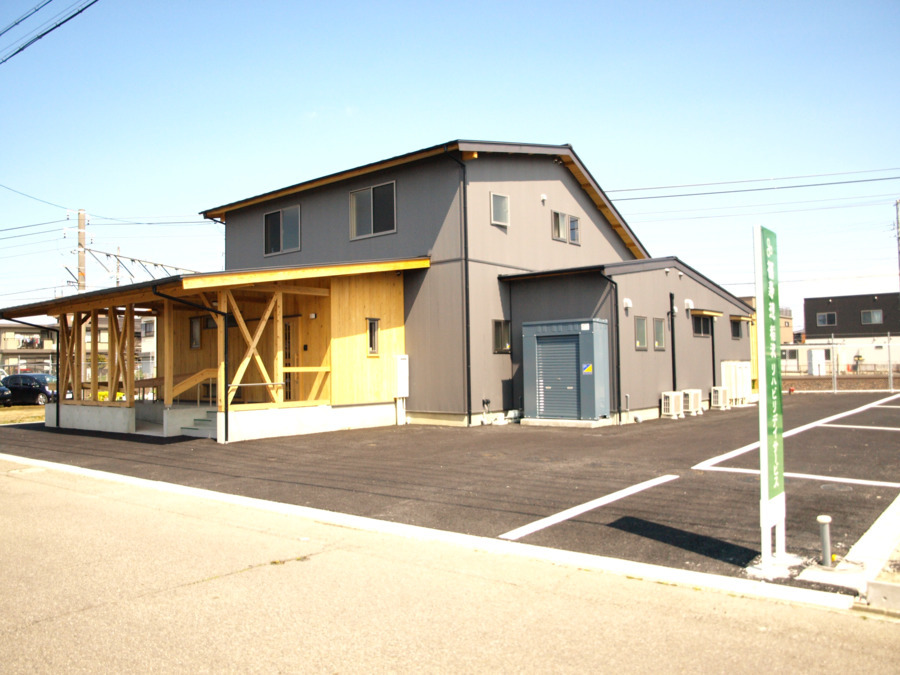 福寿想稲沢リハビリデイサービス（介護タクシー/ドライバーの求人）の写真2枚目：現在定員は多い日で15人で、職員６～7人で対応しています。