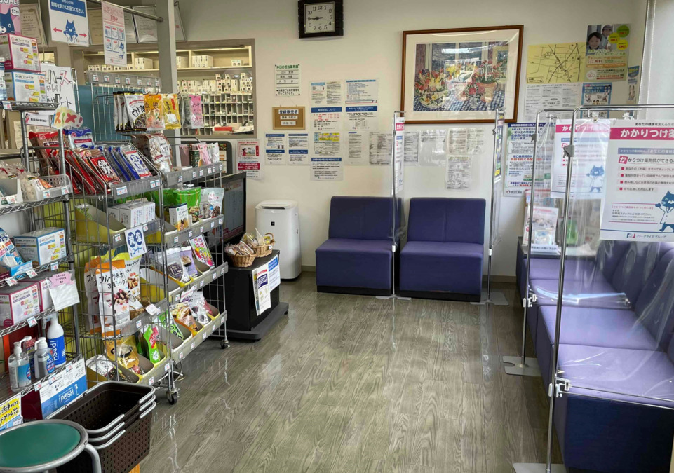 ファーマライズ薬局 泉店の写真2枚目：泉店　待合室