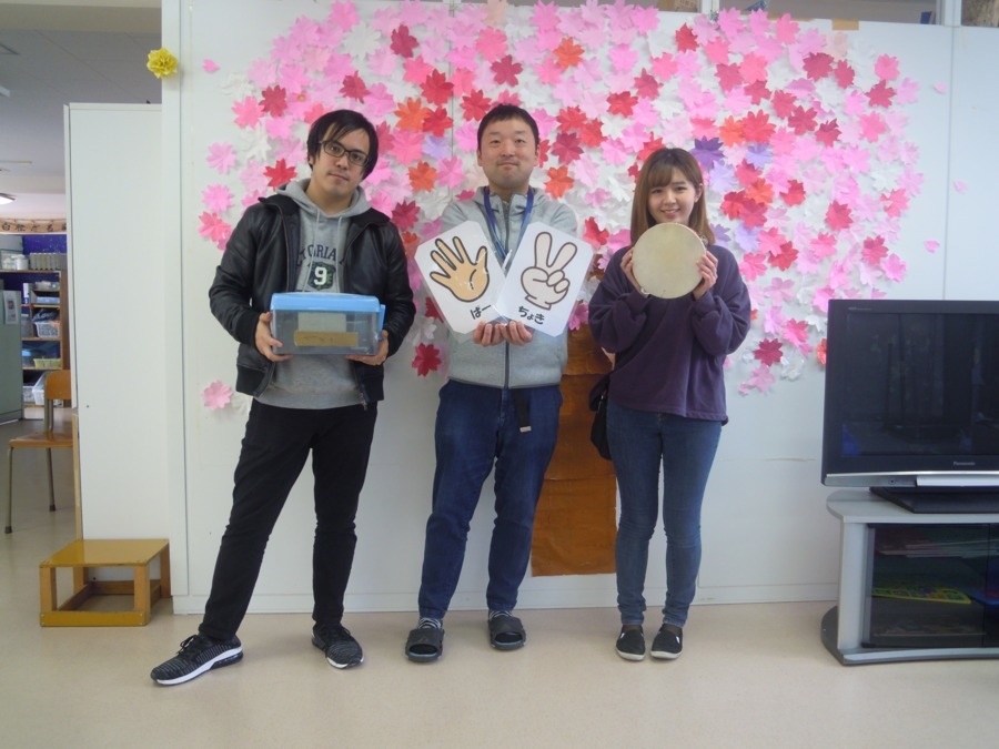 障害福祉サービス事業所　風の丘の写真4枚目：職員一部の紹介です♪